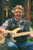Reini Schmid mit E-Bass 1